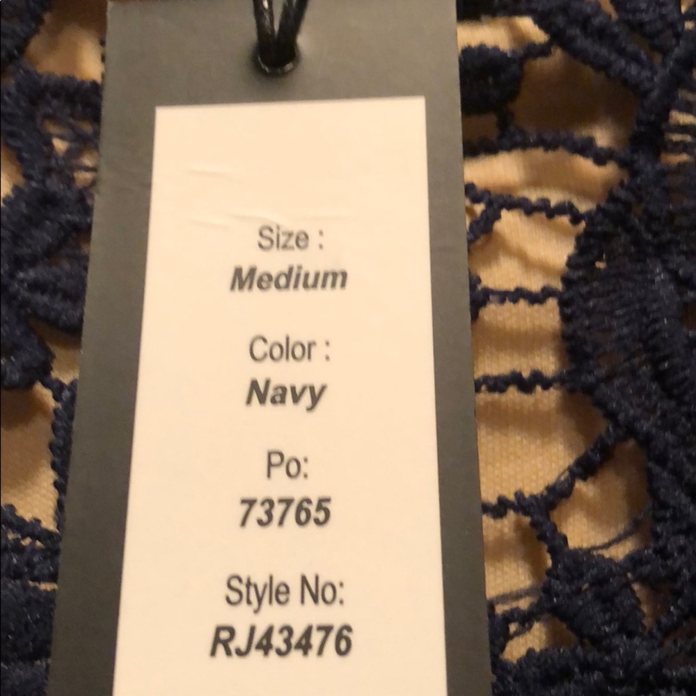 Dress - Picture 3 of 3